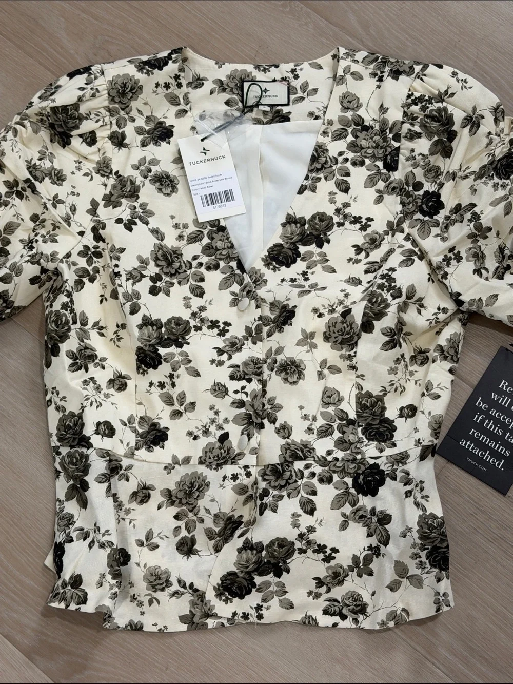 Tuckernuck Lisle Faded Roses Peplum Blouse NWT | Size Large